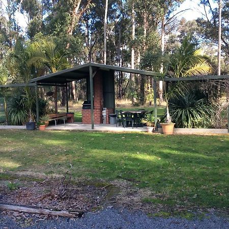 Snowy River Lodge Motel Orbost Exteriör bild