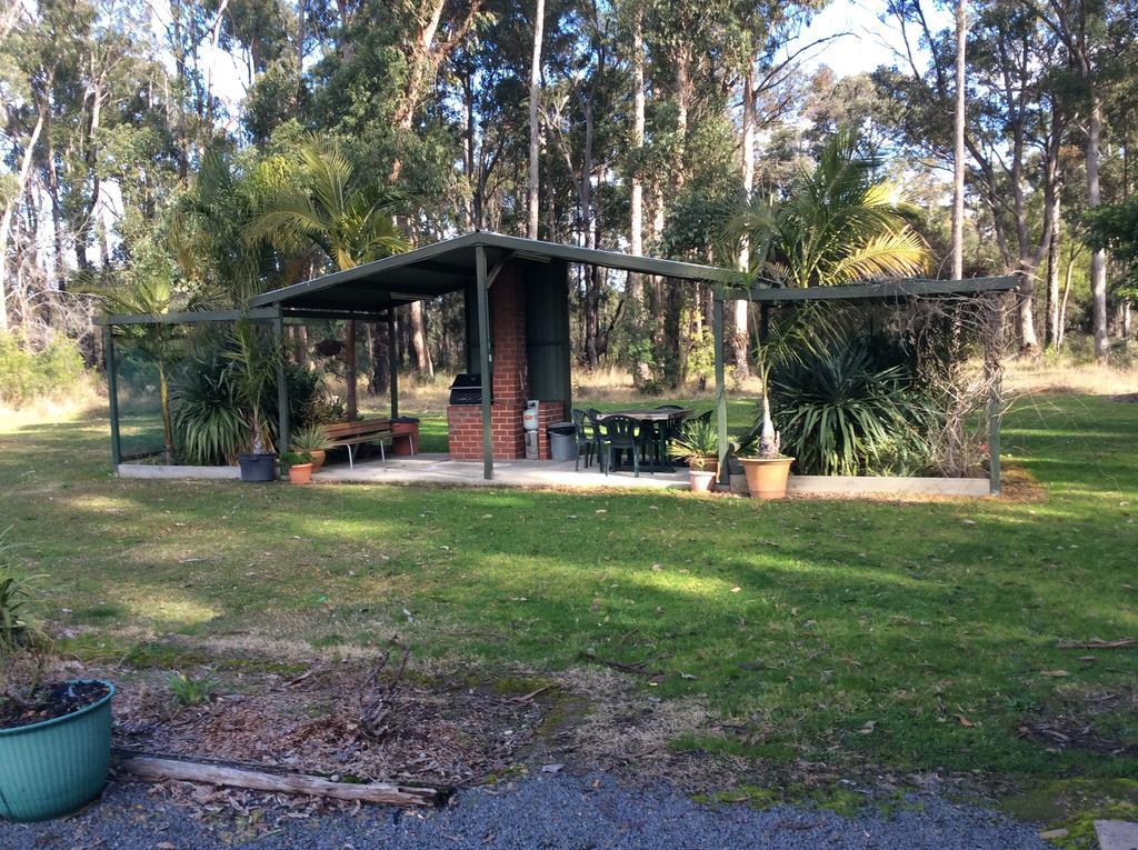 Snowy River Lodge Motel Orbost Exteriör bild