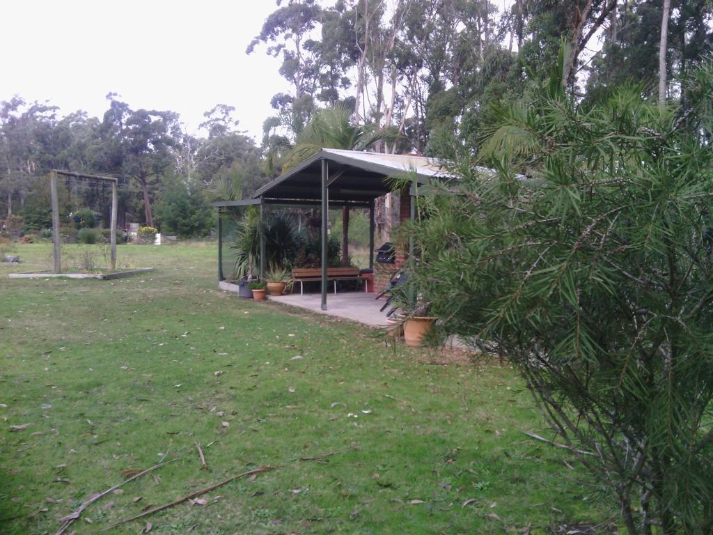 Snowy River Lodge Motel Orbost Exteriör bild