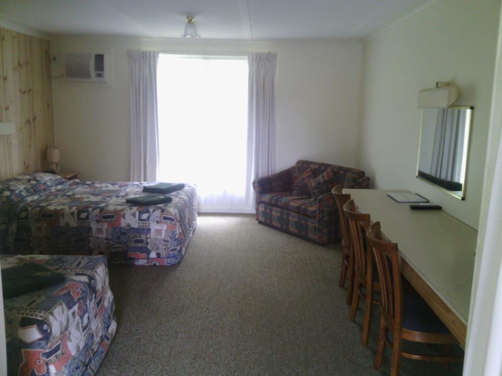 Snowy River Lodge Motel Orbost Rum bild